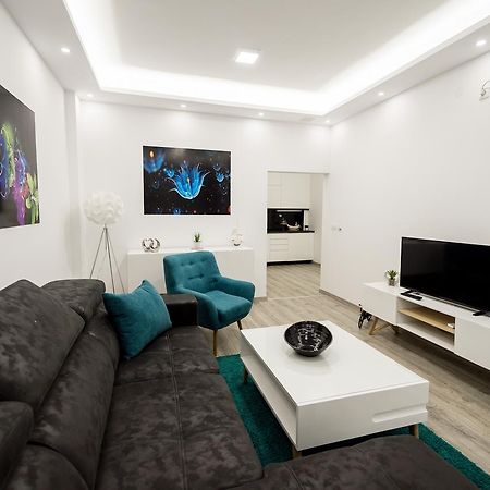 Centar Lux Appartement Arandelovac Buitenkant foto