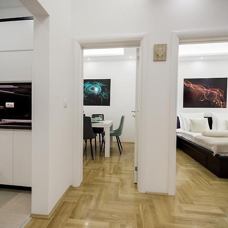 Centar Lux Appartement Arandelovac Buitenkant foto