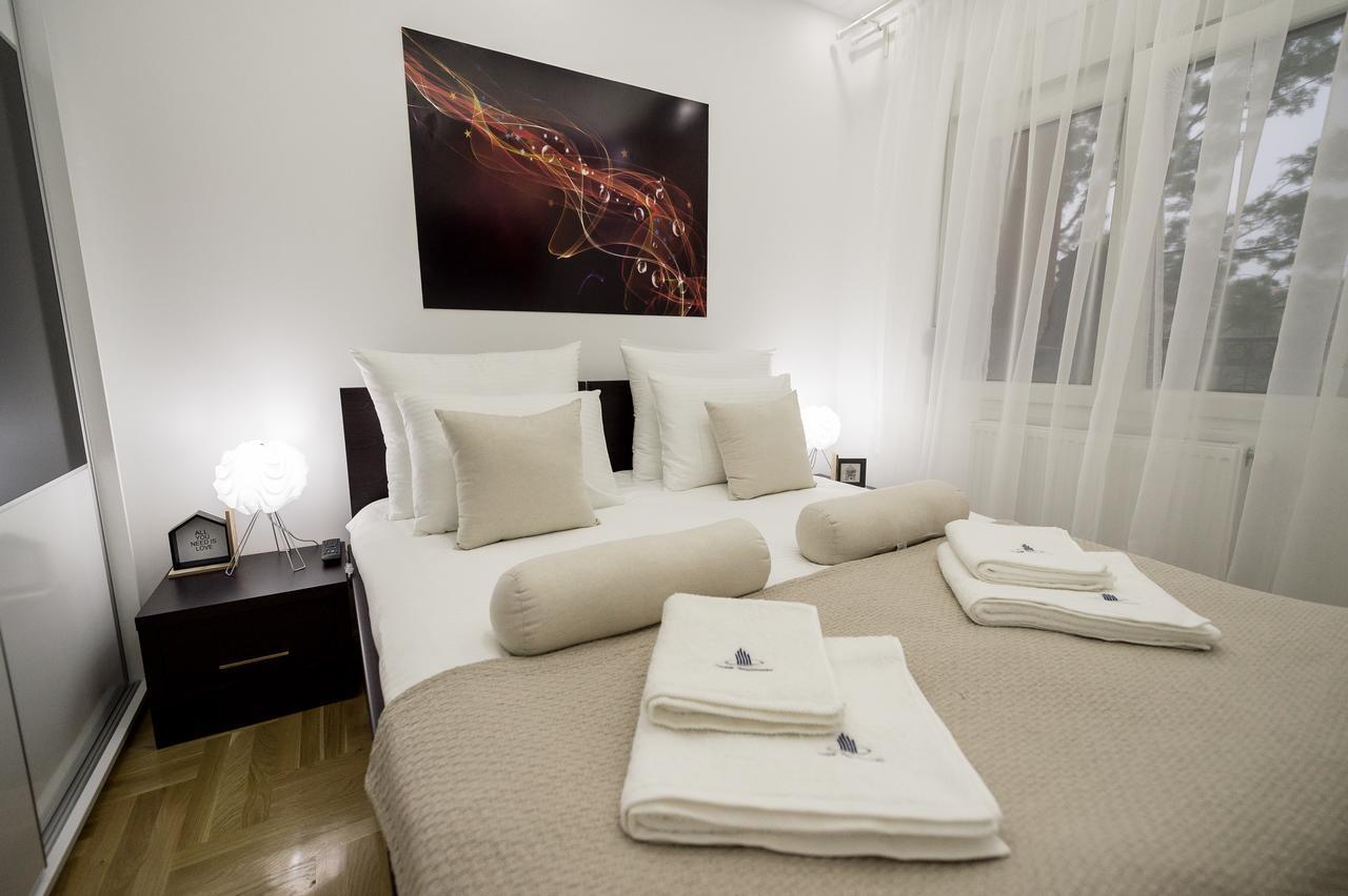 Centar Lux Appartement Arandelovac Buitenkant foto