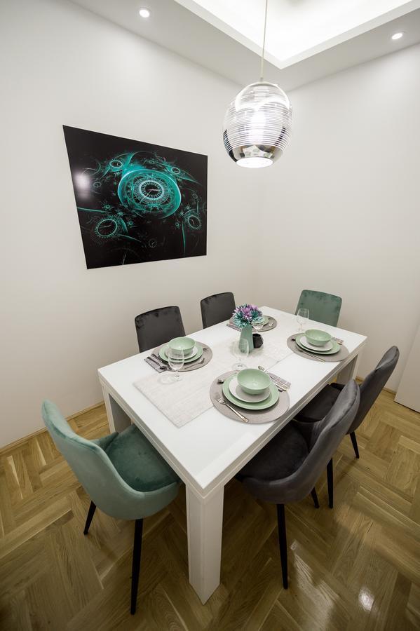 Centar Lux Appartement Arandelovac Buitenkant foto