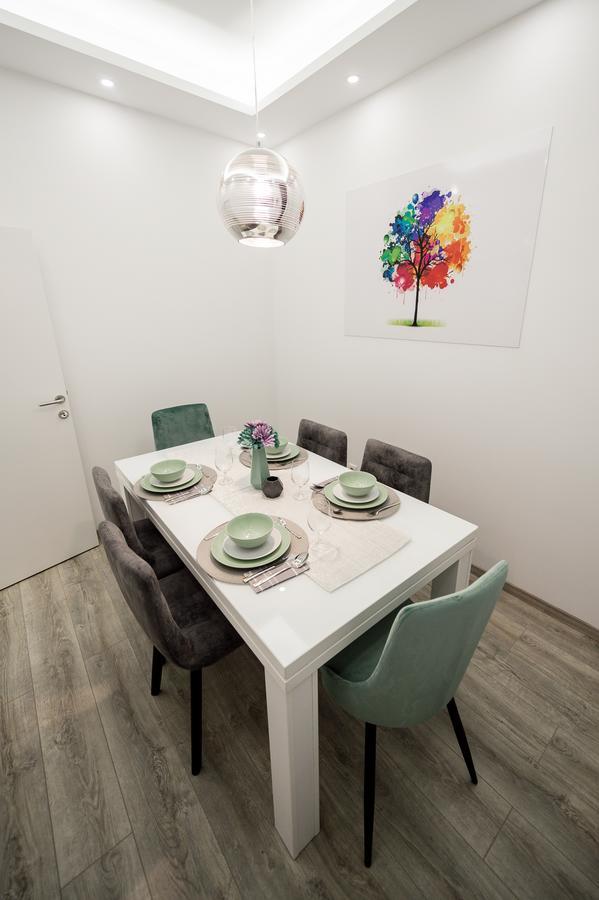 Centar Lux Appartement Arandelovac Buitenkant foto
