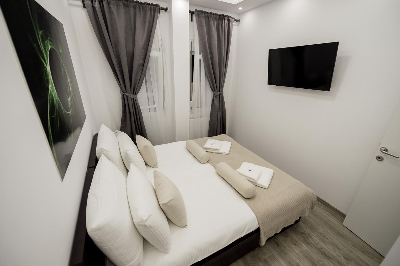 Centar Lux Appartement Arandelovac Buitenkant foto